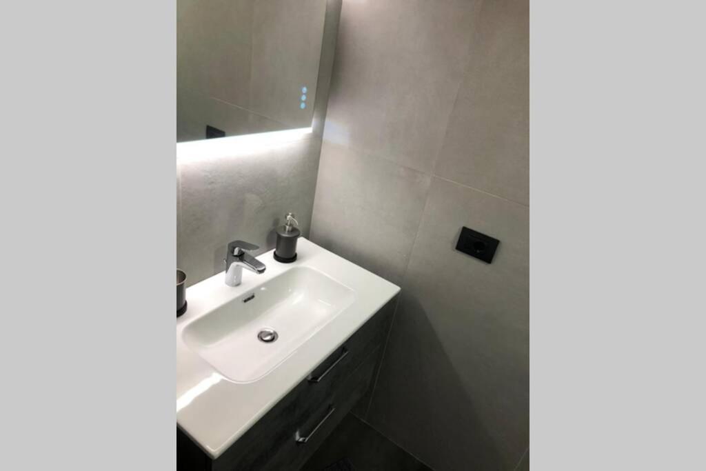Marghera District Apartment Milan Extérieur photo